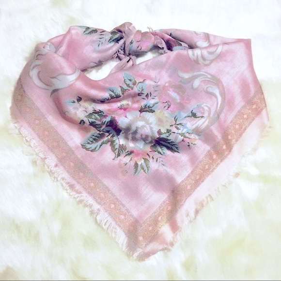 ๐ธ Glam Feminine Dainty Floral Square Scarf Soft Pastel Pink+Sage Green Floral - Picture 5 of 16